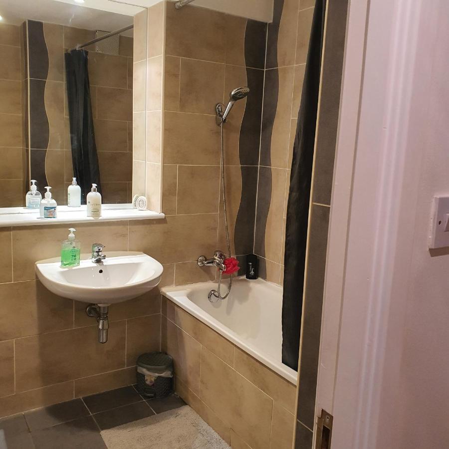 Modern Apt @Tramway Theatre Apartment Glasgow Ngoại thất bức ảnh