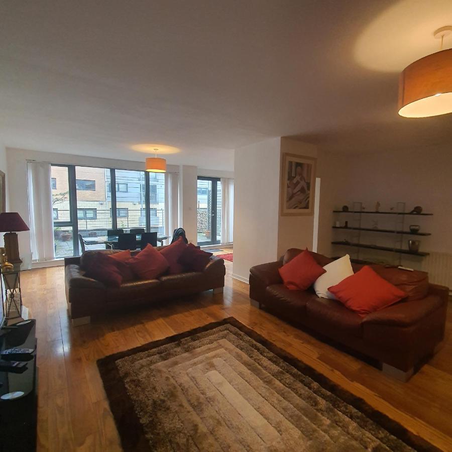 Modern Apt @Tramway Theatre Apartment Glasgow Ngoại thất bức ảnh
